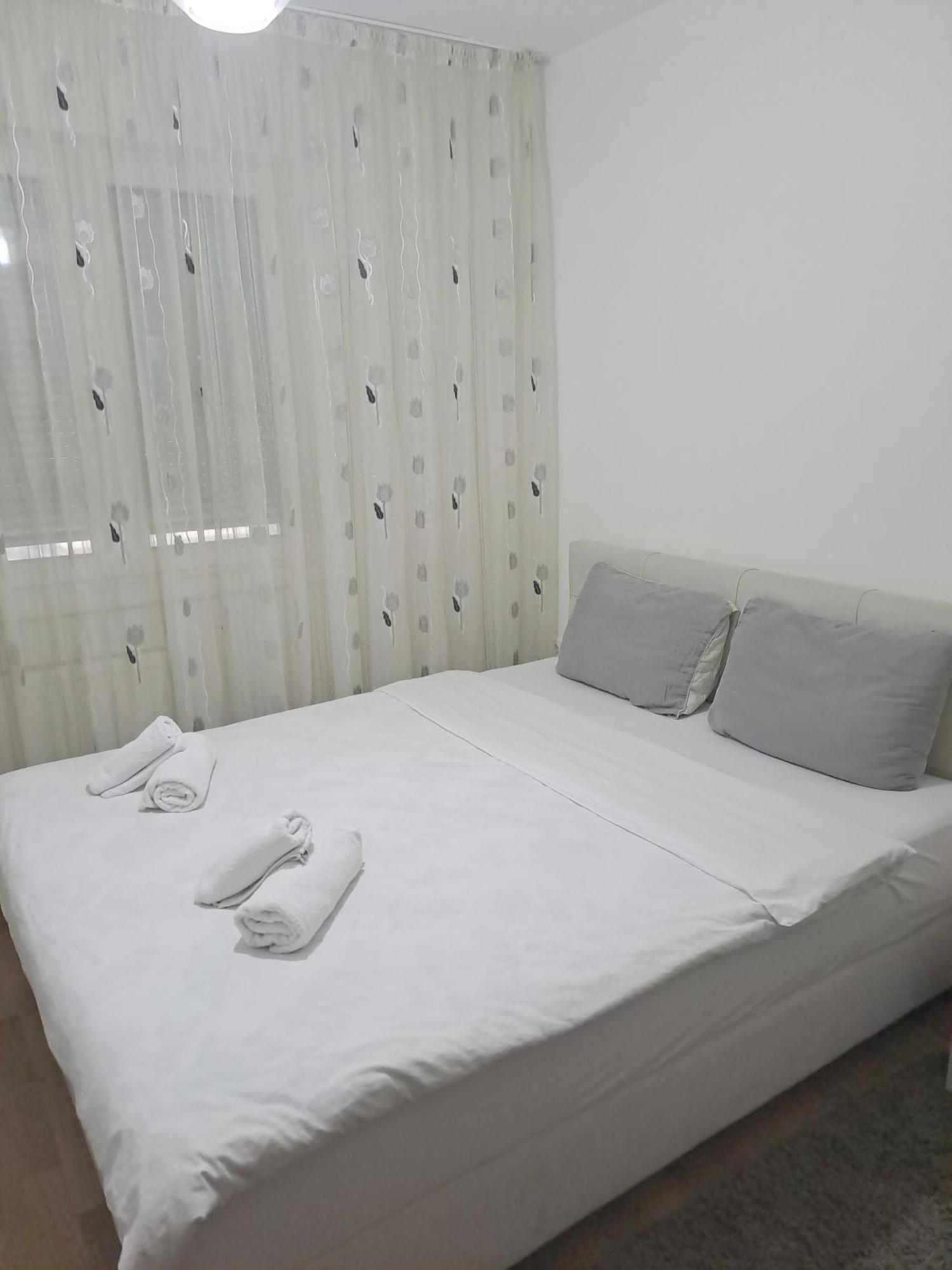 Tuse Lux Apartments Skopje Exterior photo